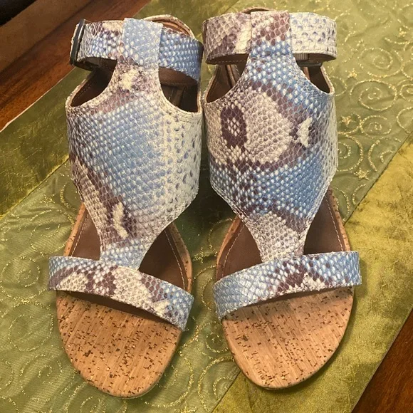 EUC Donald J Pliner “Snakeskin” Heeled Sandals - Picture 1 of 7